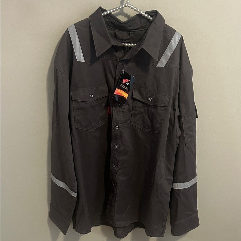 NEW Red Wing Men’s Hi Vis Workwear Button Down Shirt. Size 2XL Tall